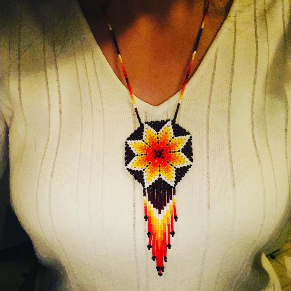 Huichol neckless 💚